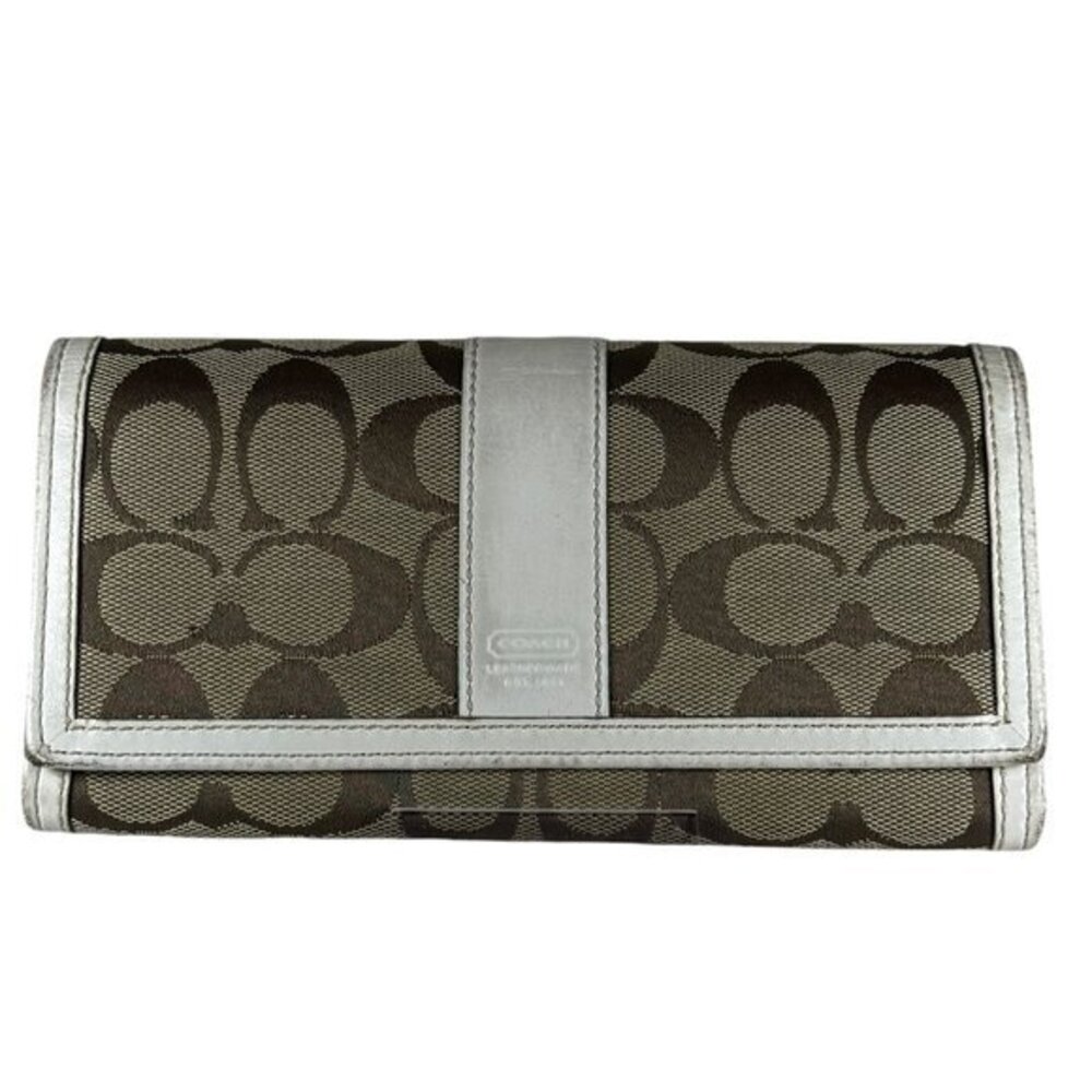 COACH CONTINENTAL LONG WALLET IN EUC VERY CLEAN